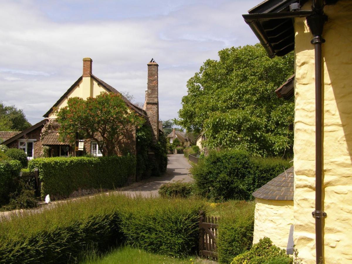 Tudor Cottage Bossington Zewnętrze zdjęcie